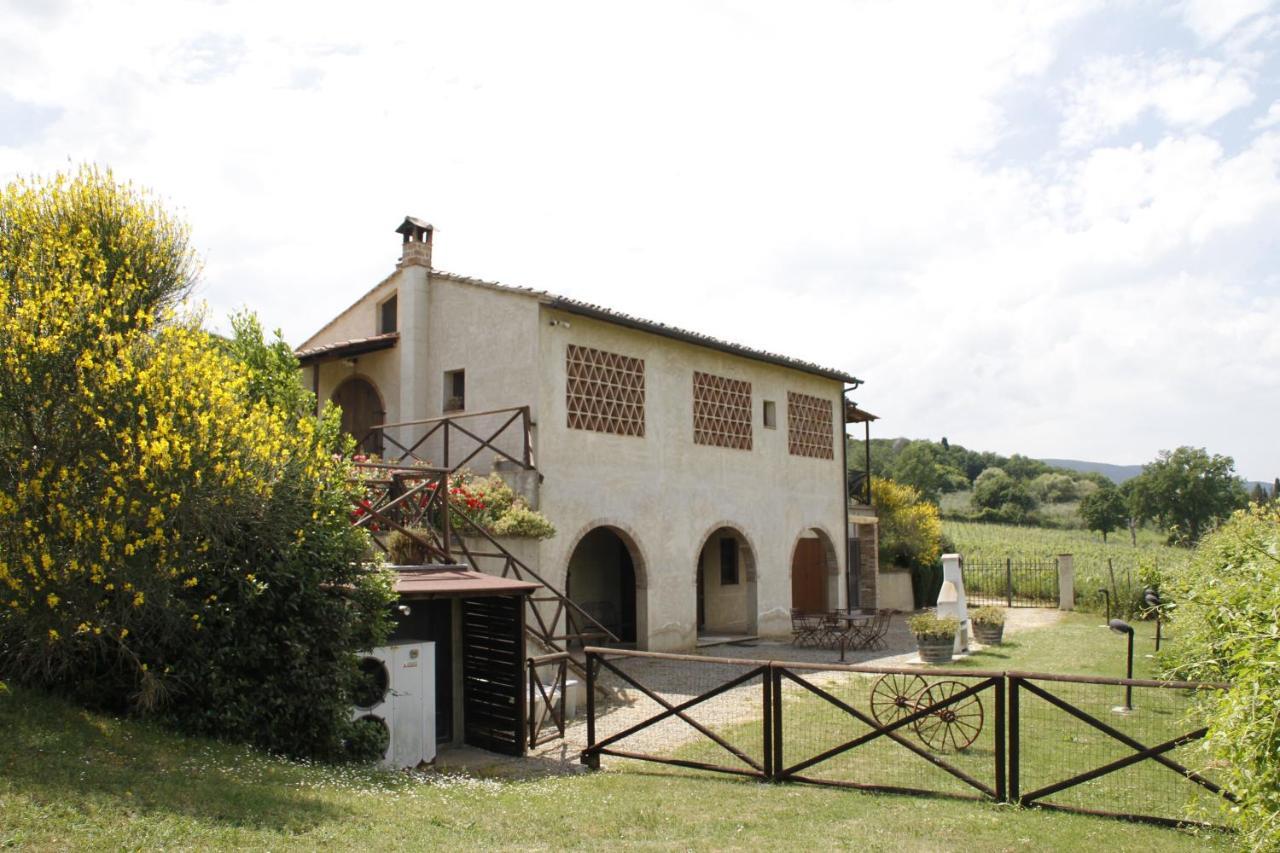 Le Fonti Di Santa Lucia Villa Сан Джиминяно Екстериор снимка